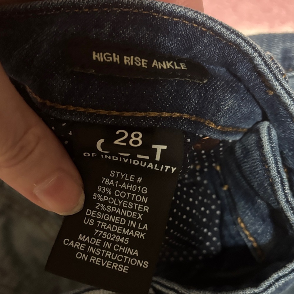 Cult of Individuality Faded Blue Skinny Jeans - Picture 5 of 7
